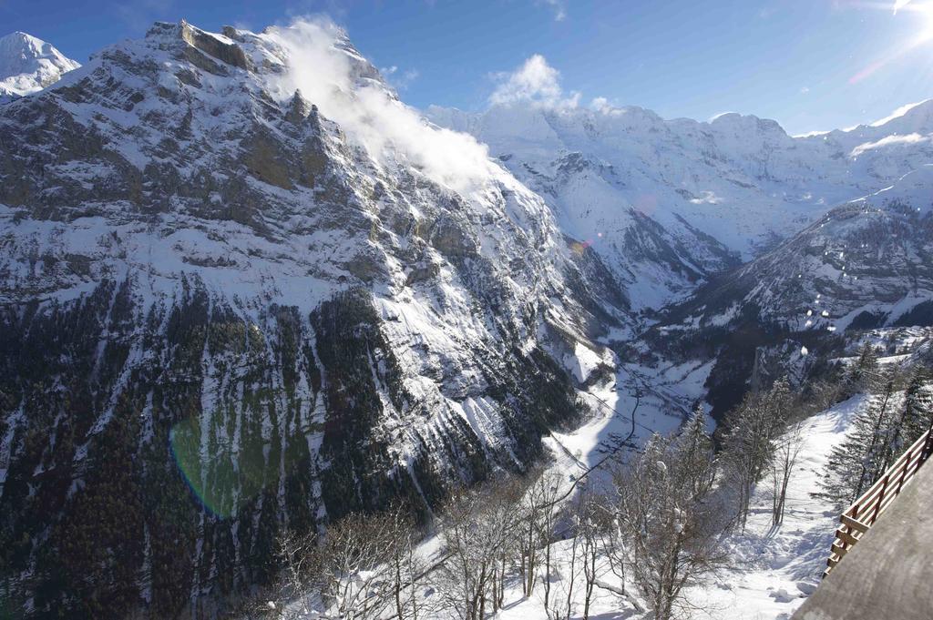 Doppelzimmer mit Balkon und Bergblick